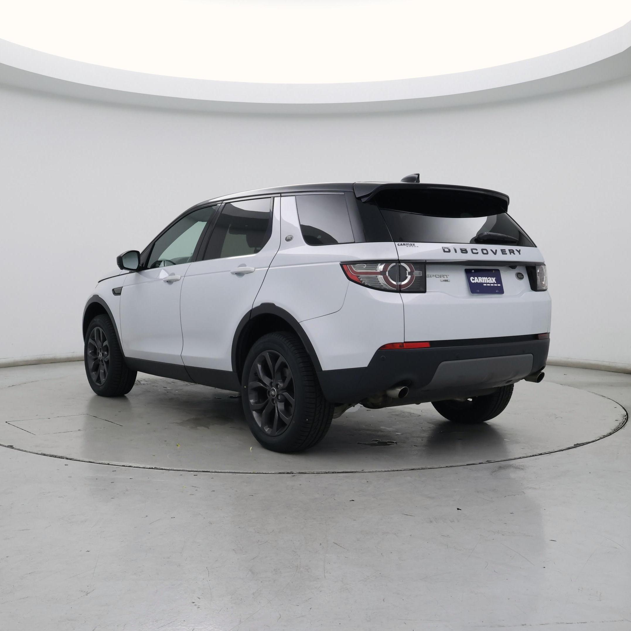 Thumbnail: 2019 Land Rover Discovery Sport - 2