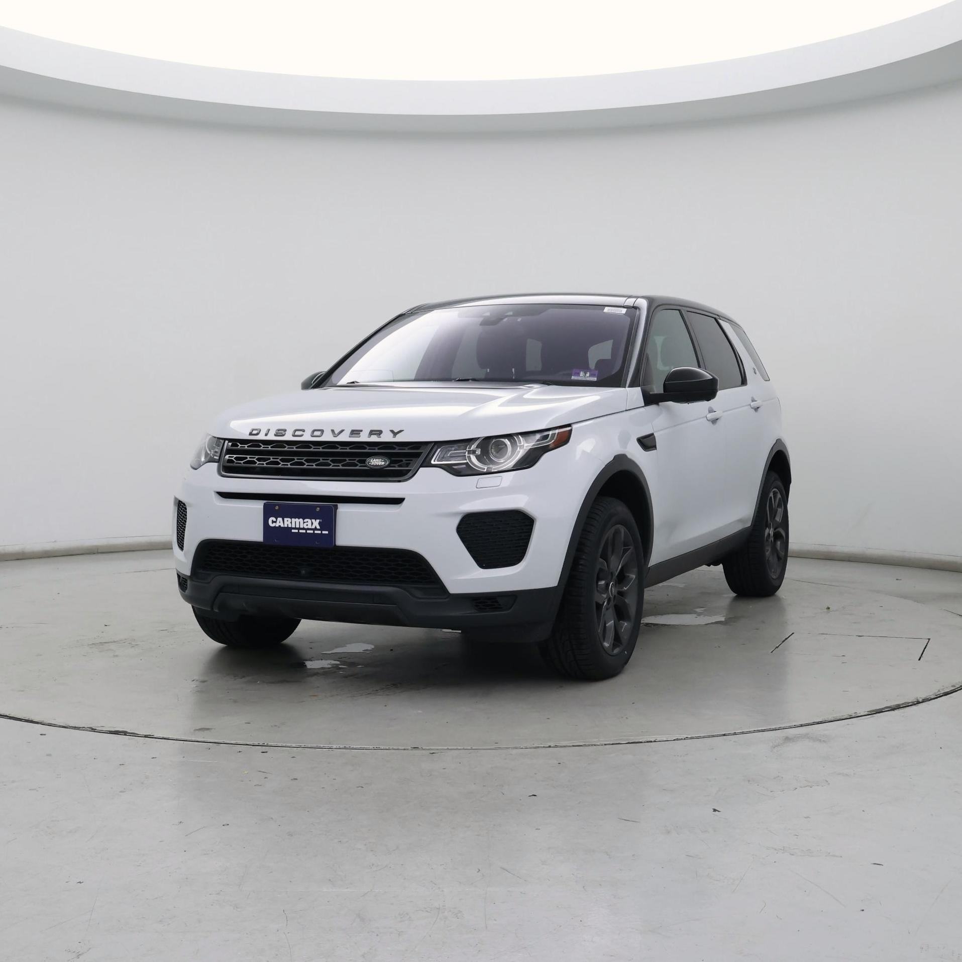 Thumbnail: 2019 Land Rover Discovery Sport - 4