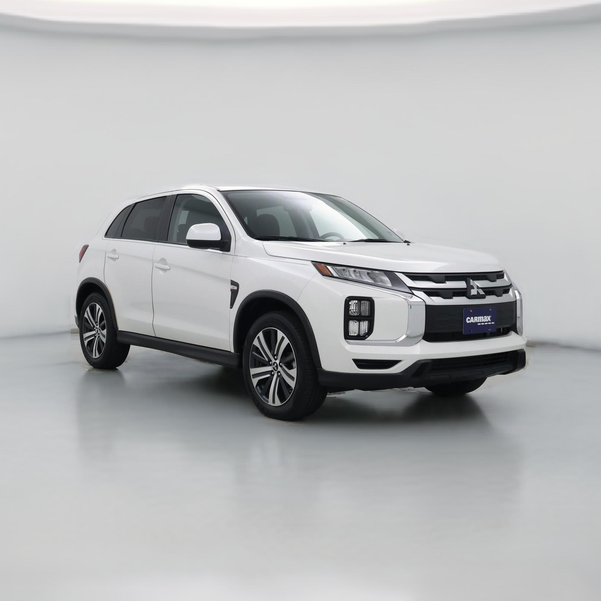 Thumbnail: 2020 Mitsubishi Outlander Sport - 1