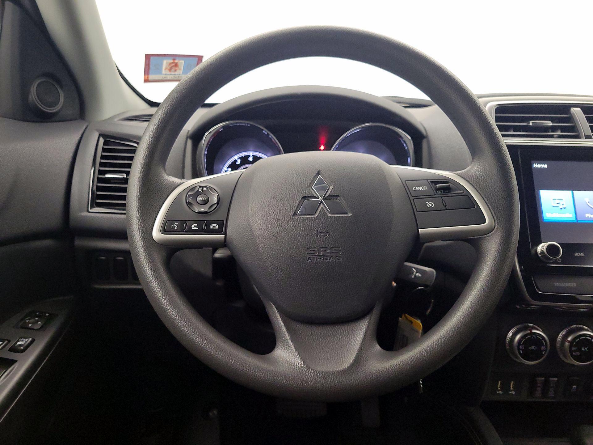 Thumbnail: 2020 Mitsubishi Outlander Sport - 10