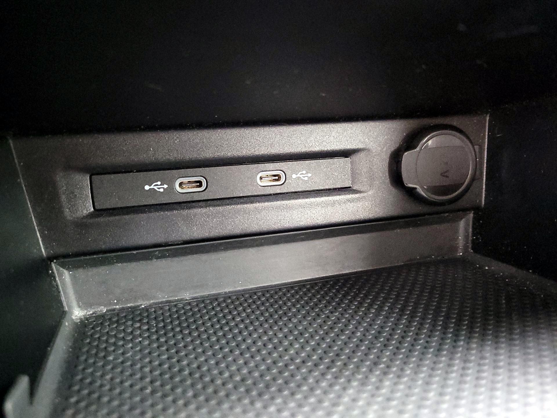 Thumbnail: 2022 Volkswagen Taos - 18