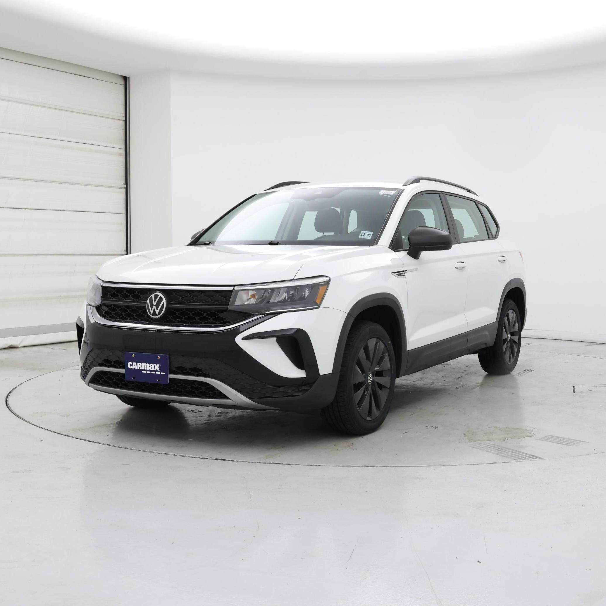 Thumbnail: 2022 Volkswagen Taos - 4