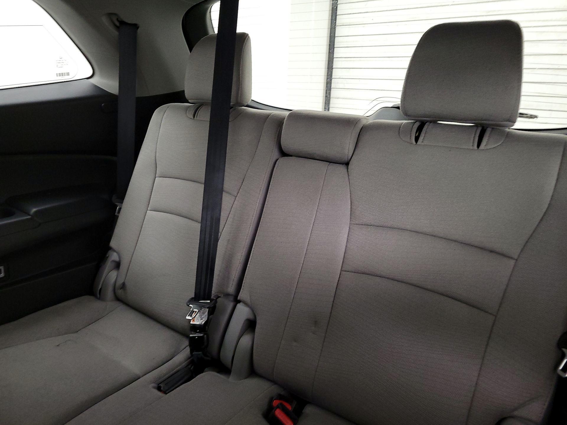 Thumbnail: 2017 Honda Pilot - 20