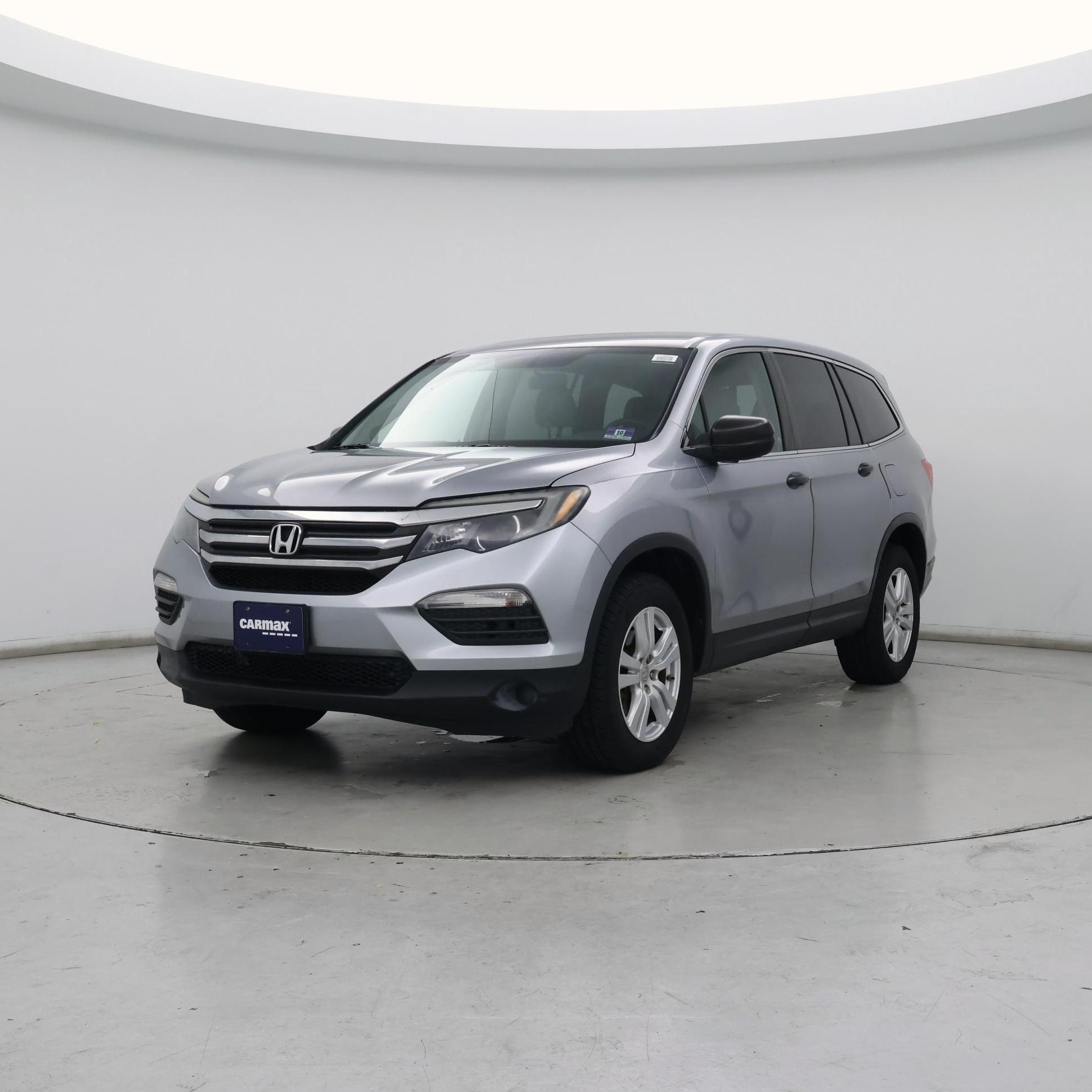 Thumbnail: 2017 Honda Pilot - 4