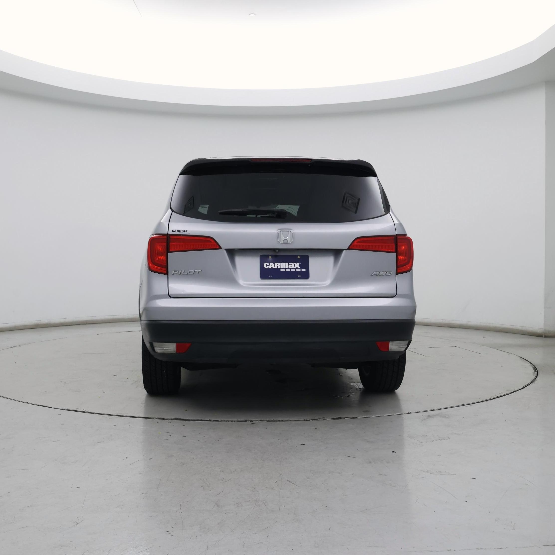 Thumbnail: 2017 Honda Pilot - 6