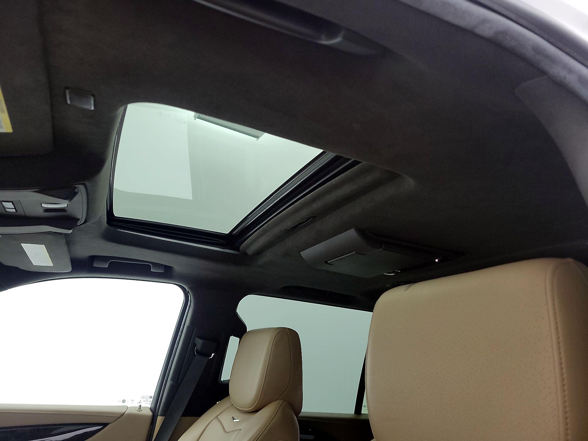 Thumbnail: 2018 Cadillac Escalade - 19