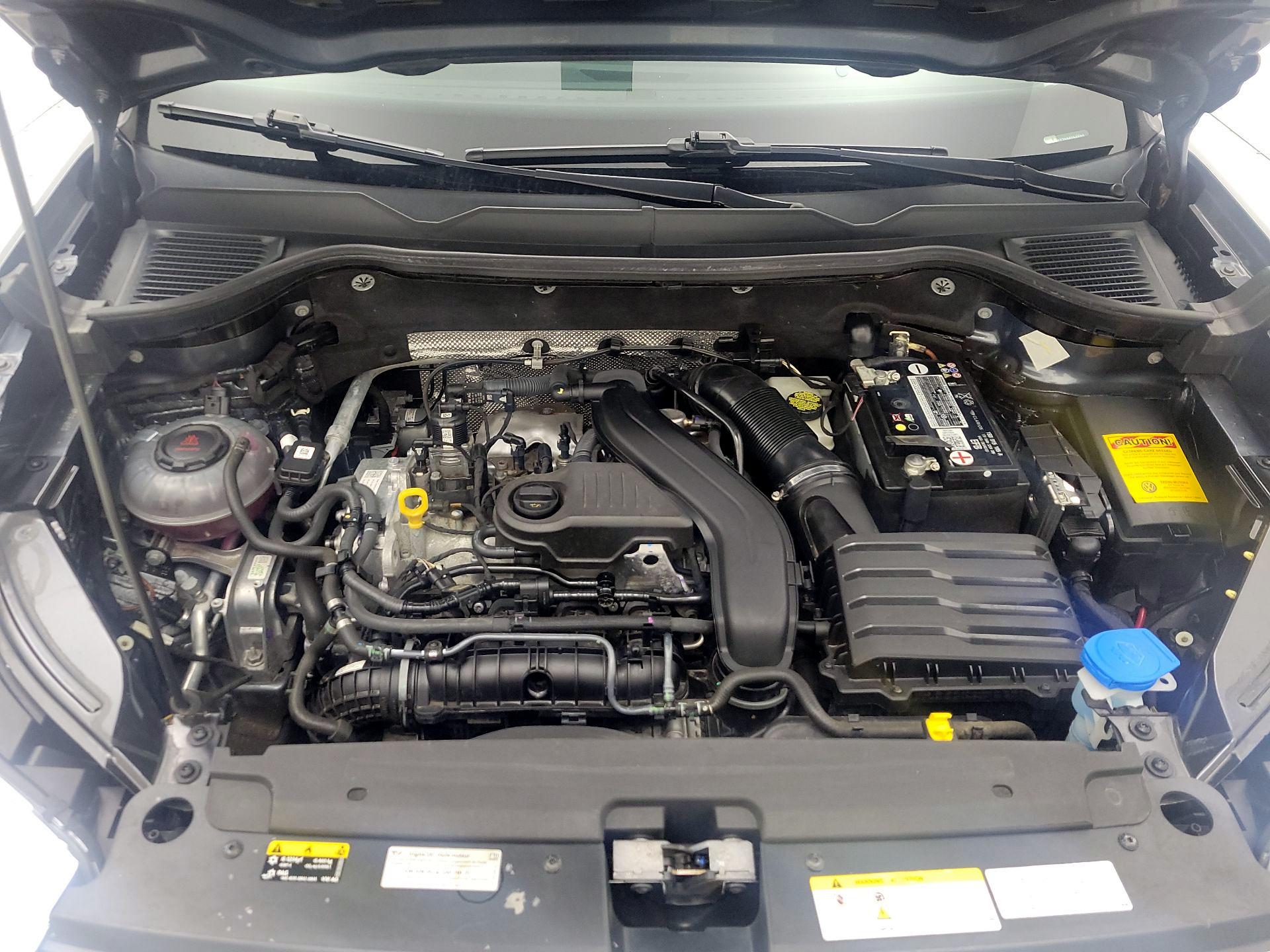 Thumbnail: 2022 Volkswagen Taos - 19