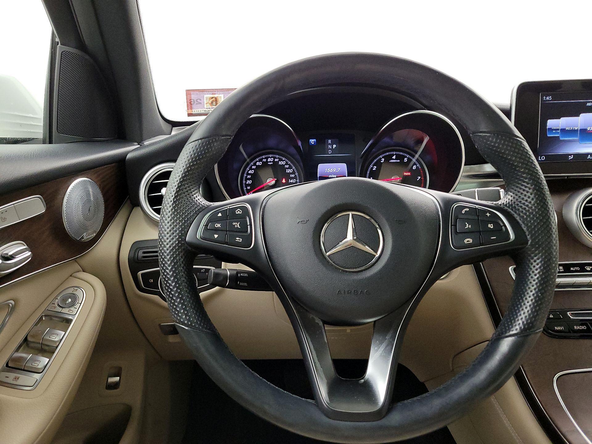 Thumbnail: 2019 Mercedes-Benz GLC - 10