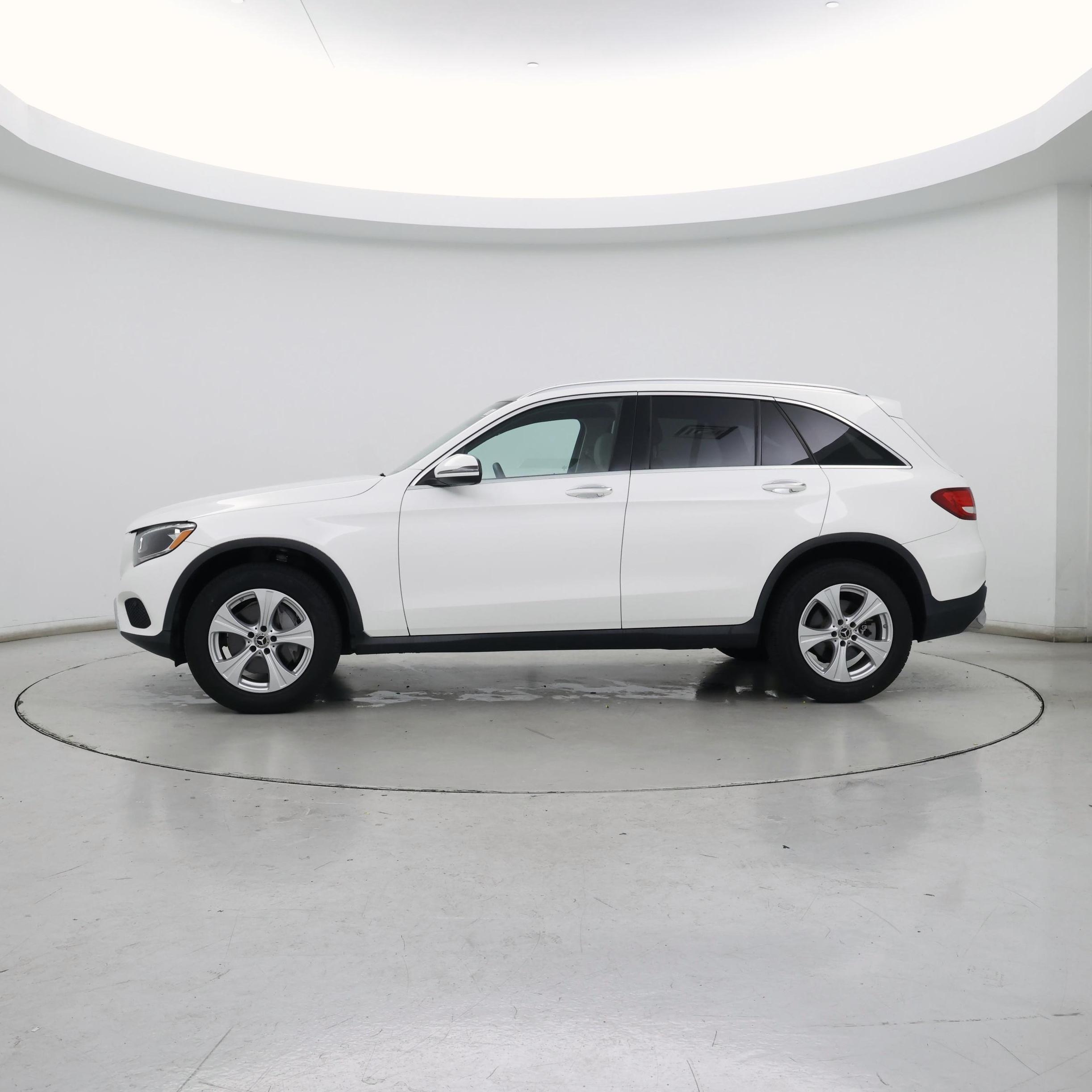 Thumbnail: 2019 Mercedes-Benz GLC - 3