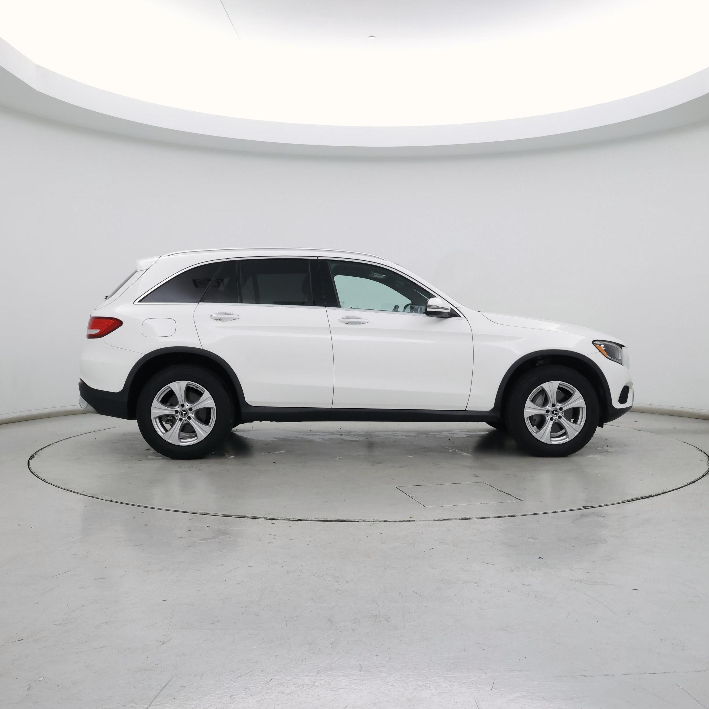 Thumbnail: 2019 Mercedes-Benz GLC - 7