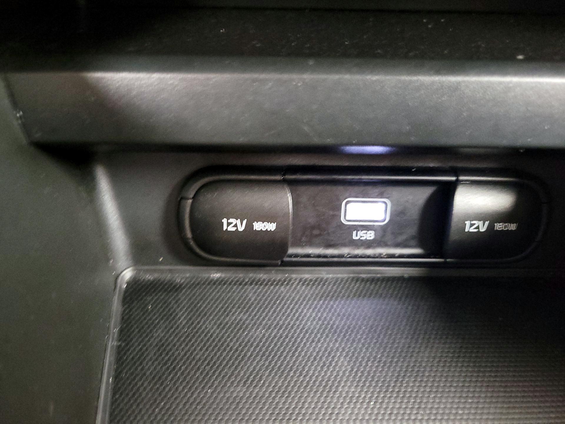 Thumbnail: 2023 Kia Soul - 18