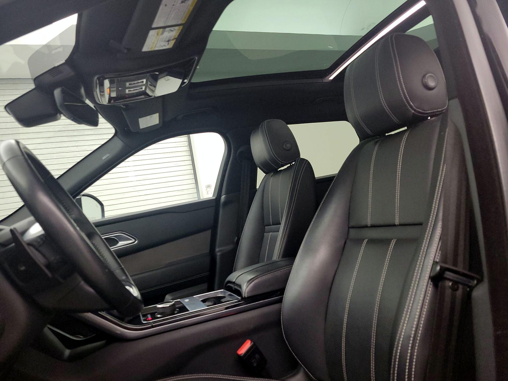 Thumbnail: 2020 Land Rover Range Rover Velar - 20