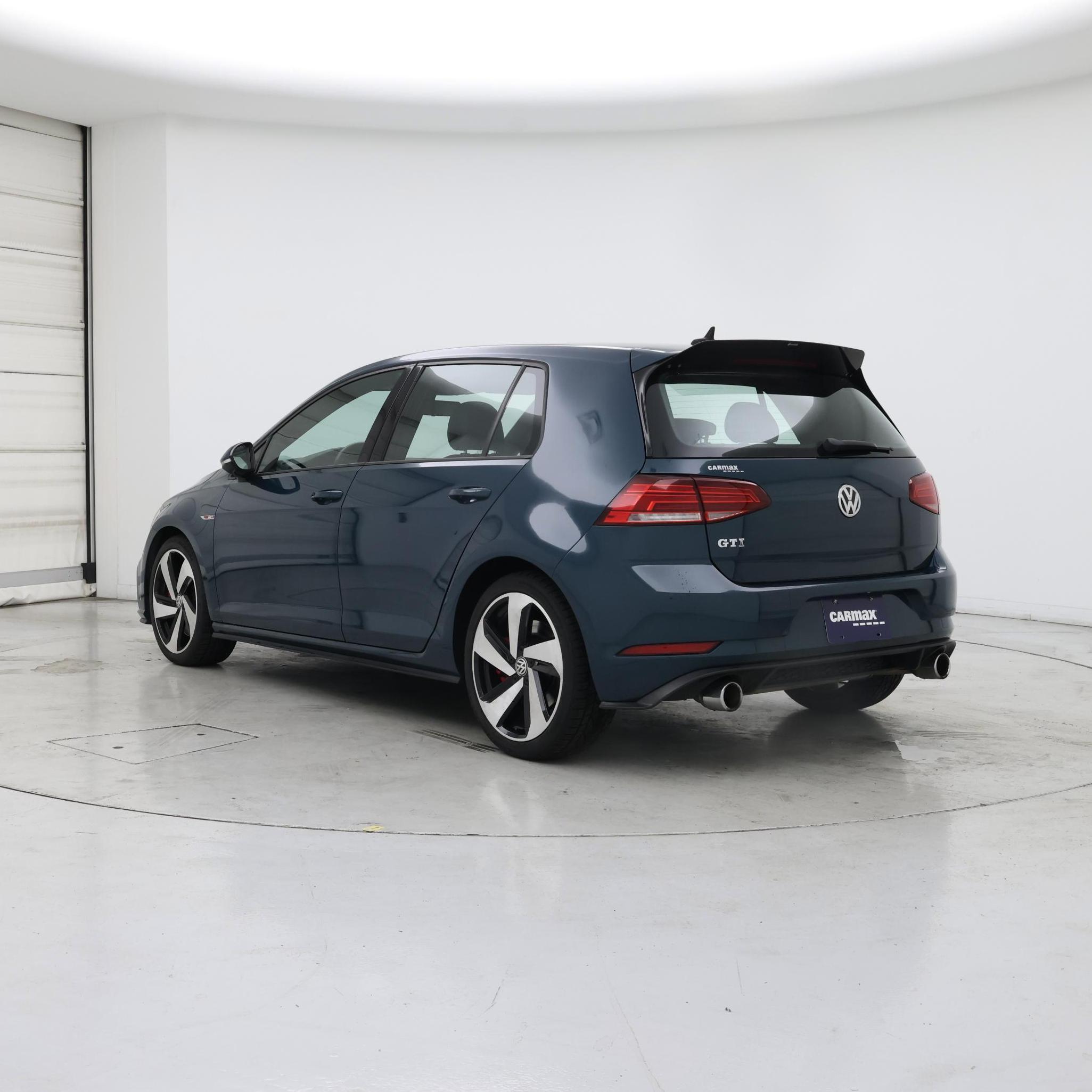 Thumbnail: 2018 Volkswagen Golf - 2