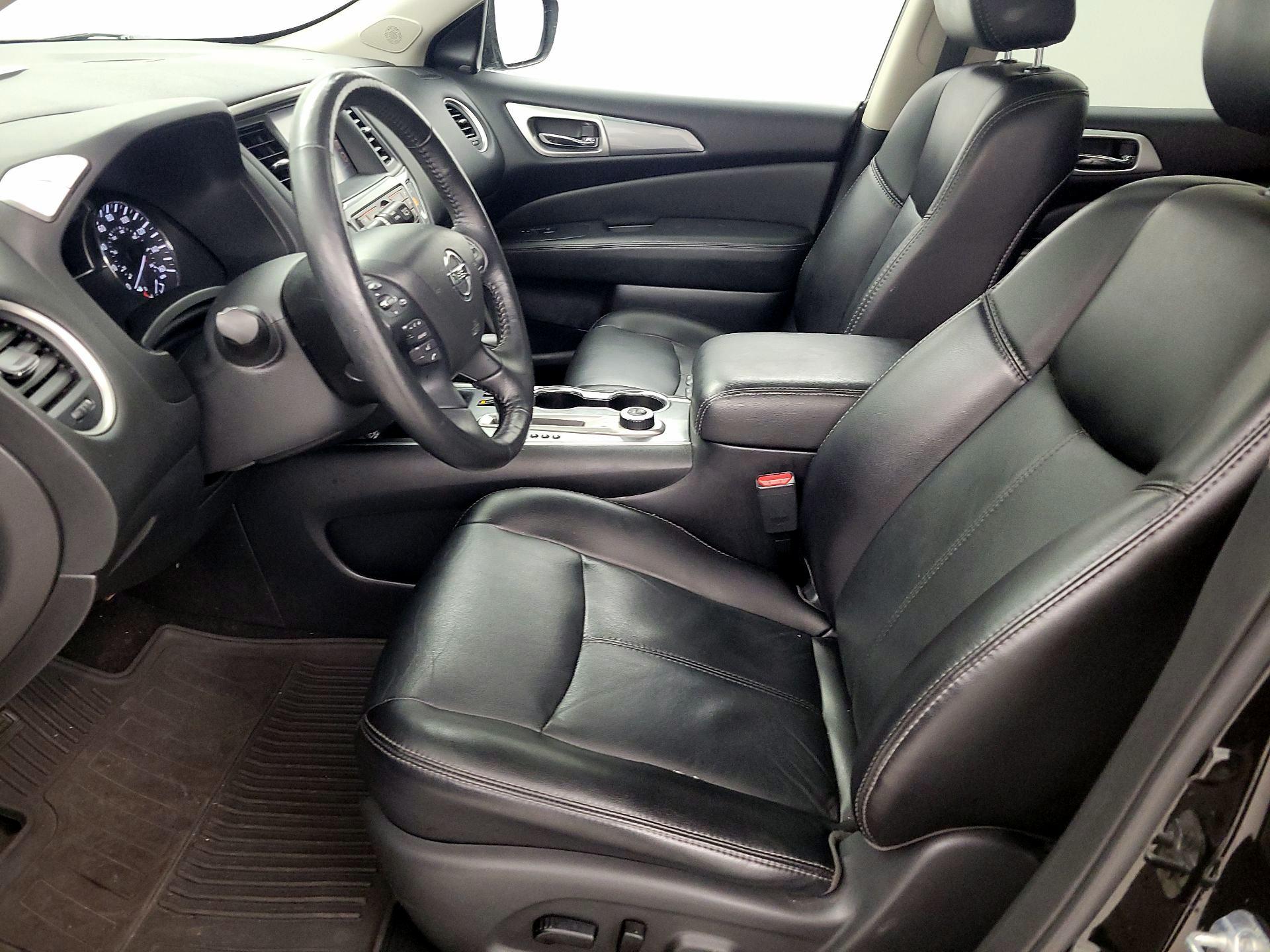 Thumbnail: 2018 Nissan Pathfinder - 11