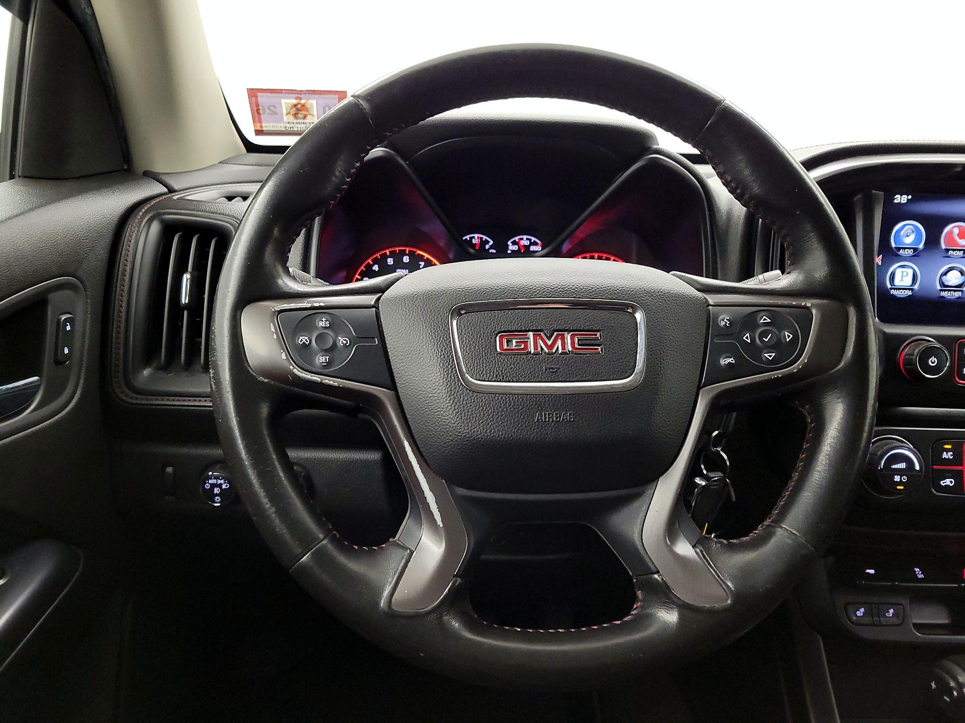 Thumbnail: 2015 GMC Canyon - 10