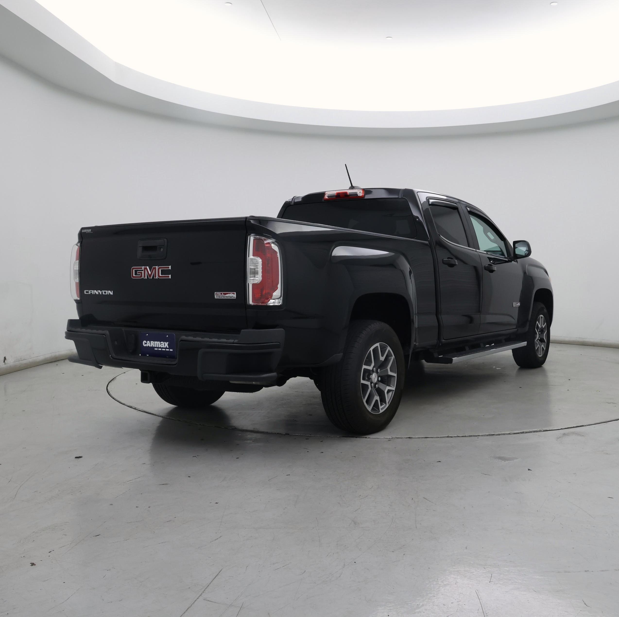 Thumbnail: 2015 GMC Canyon - 8