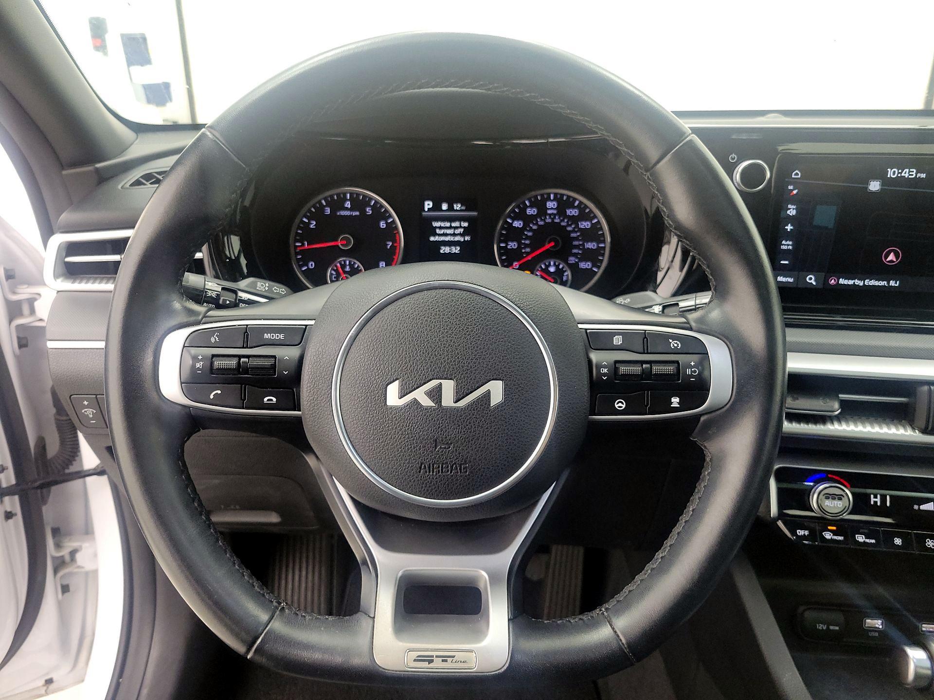 Thumbnail: 2023 Kia K5 - 10