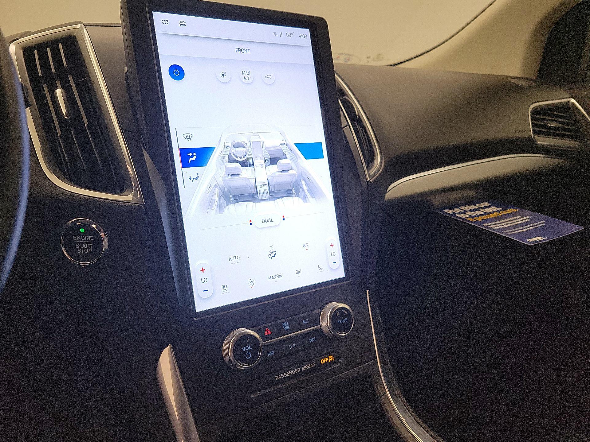 Thumbnail: 2022 Ford Edge - 17