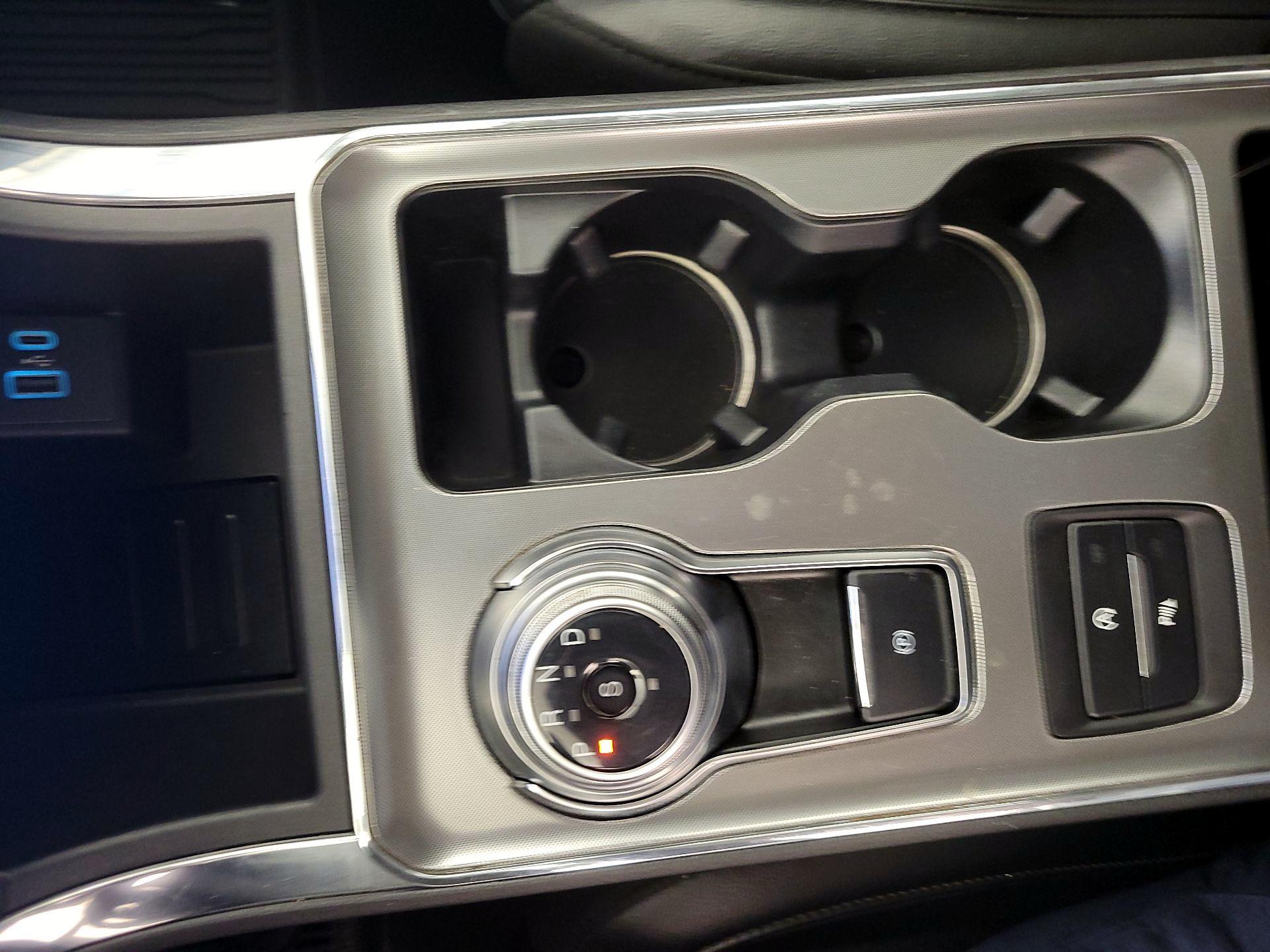 Thumbnail: 2022 Ford Edge - 18