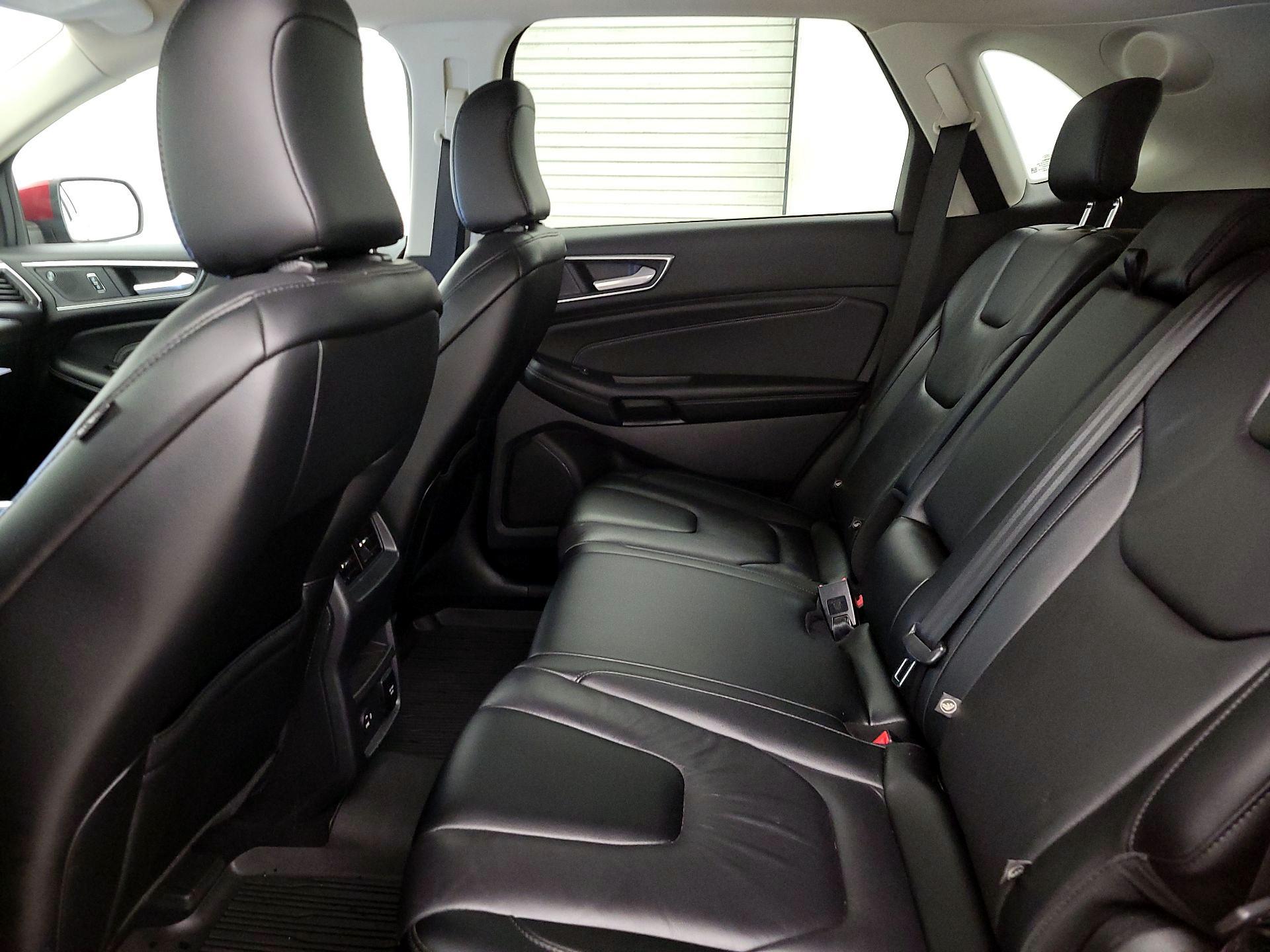 Thumbnail: 2022 Ford Edge - 20