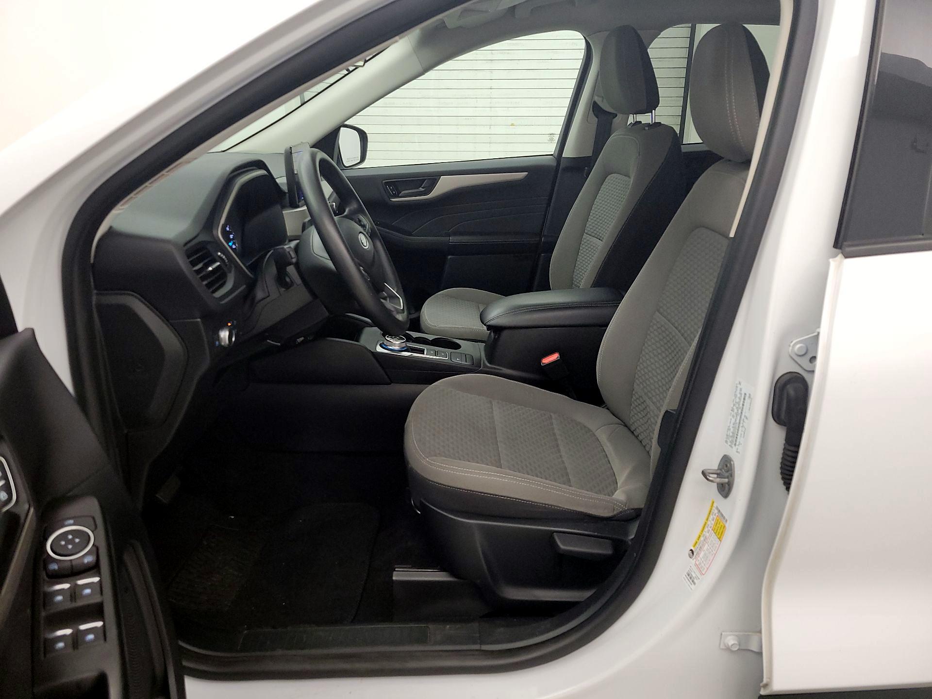 Thumbnail: 2022 Ford Escape - 11