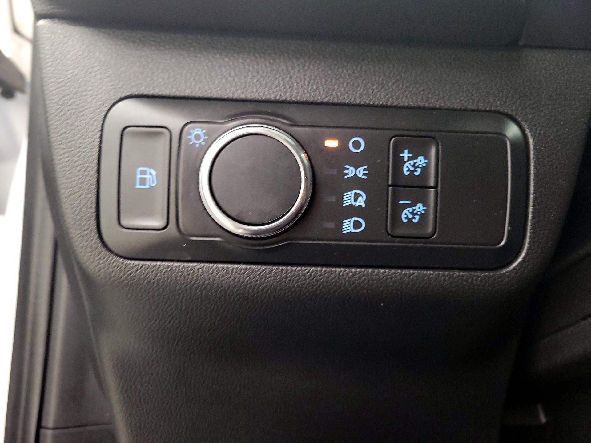 Thumbnail: 2022 Ford Escape - 13