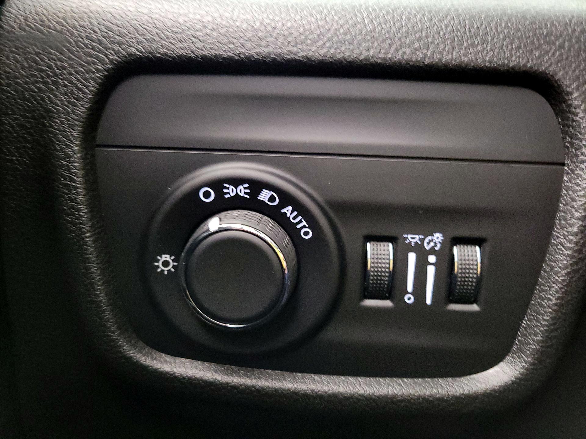 Thumbnail: 2022 Jeep Grand Cherokee - 13