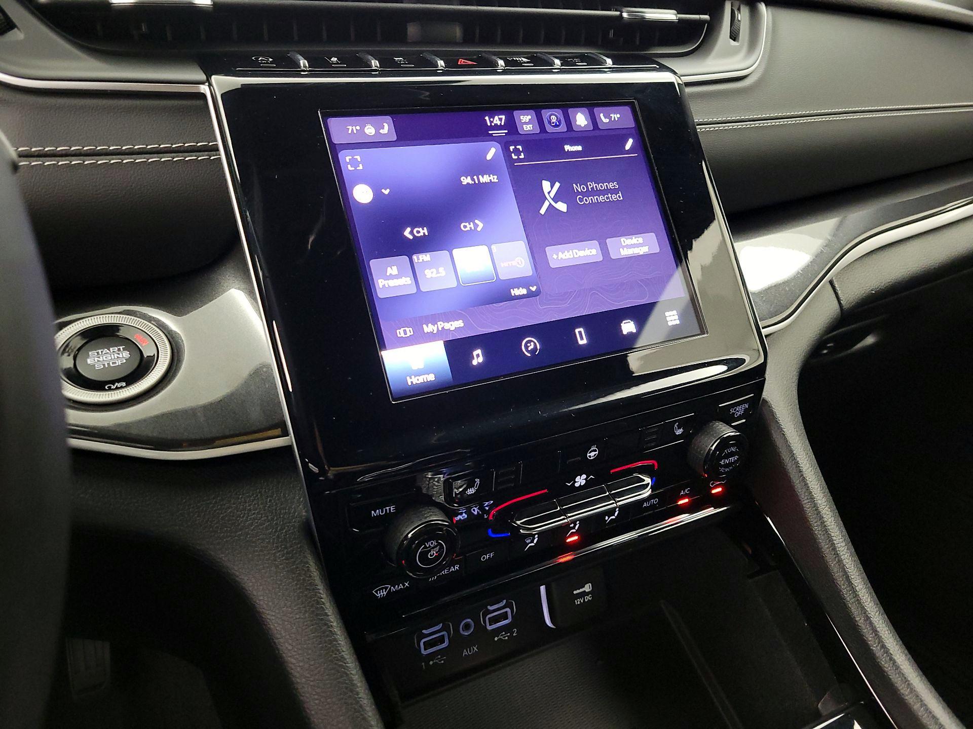 Thumbnail: 2022 Jeep Grand Cherokee - 15