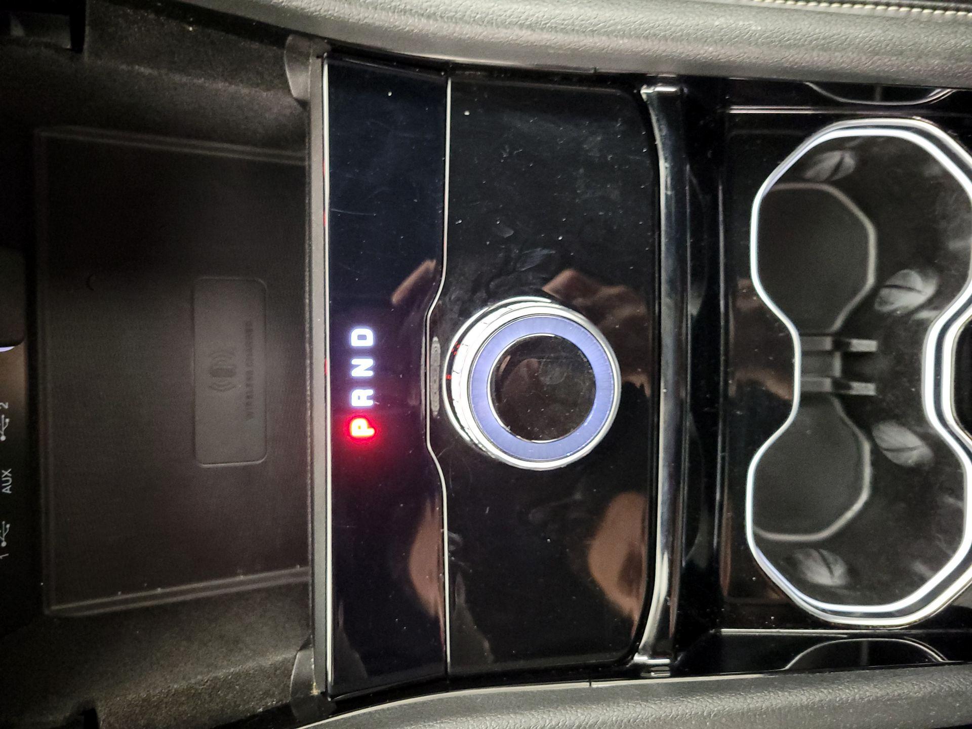 Thumbnail: 2022 Jeep Grand Cherokee - 17