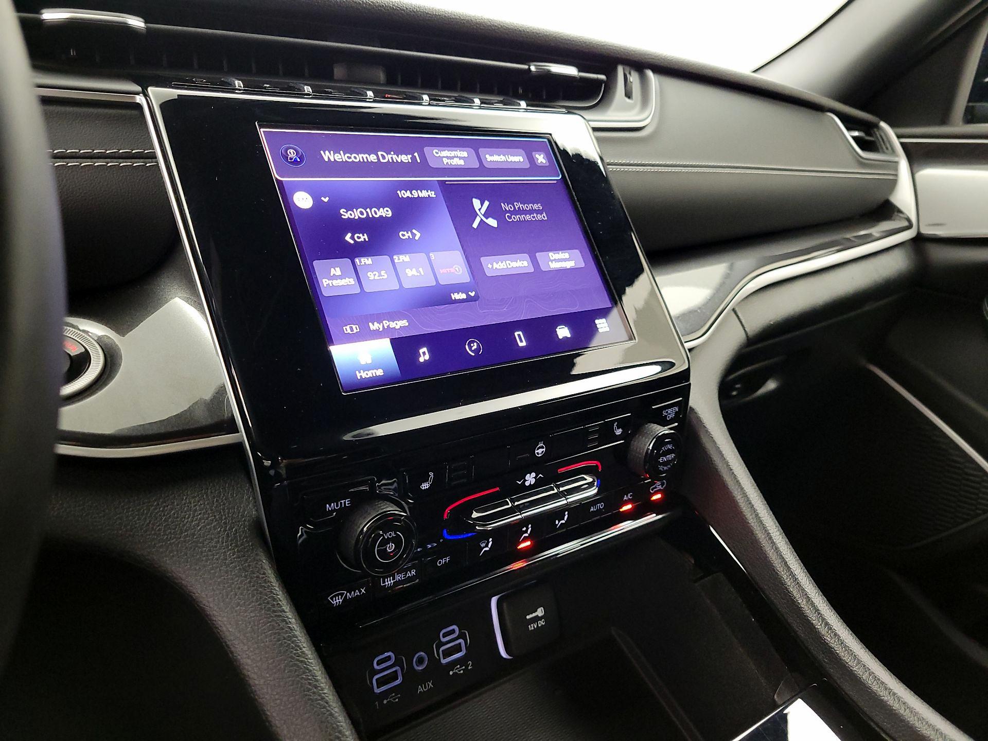 Thumbnail: 2022 Jeep Grand Cherokee - 18