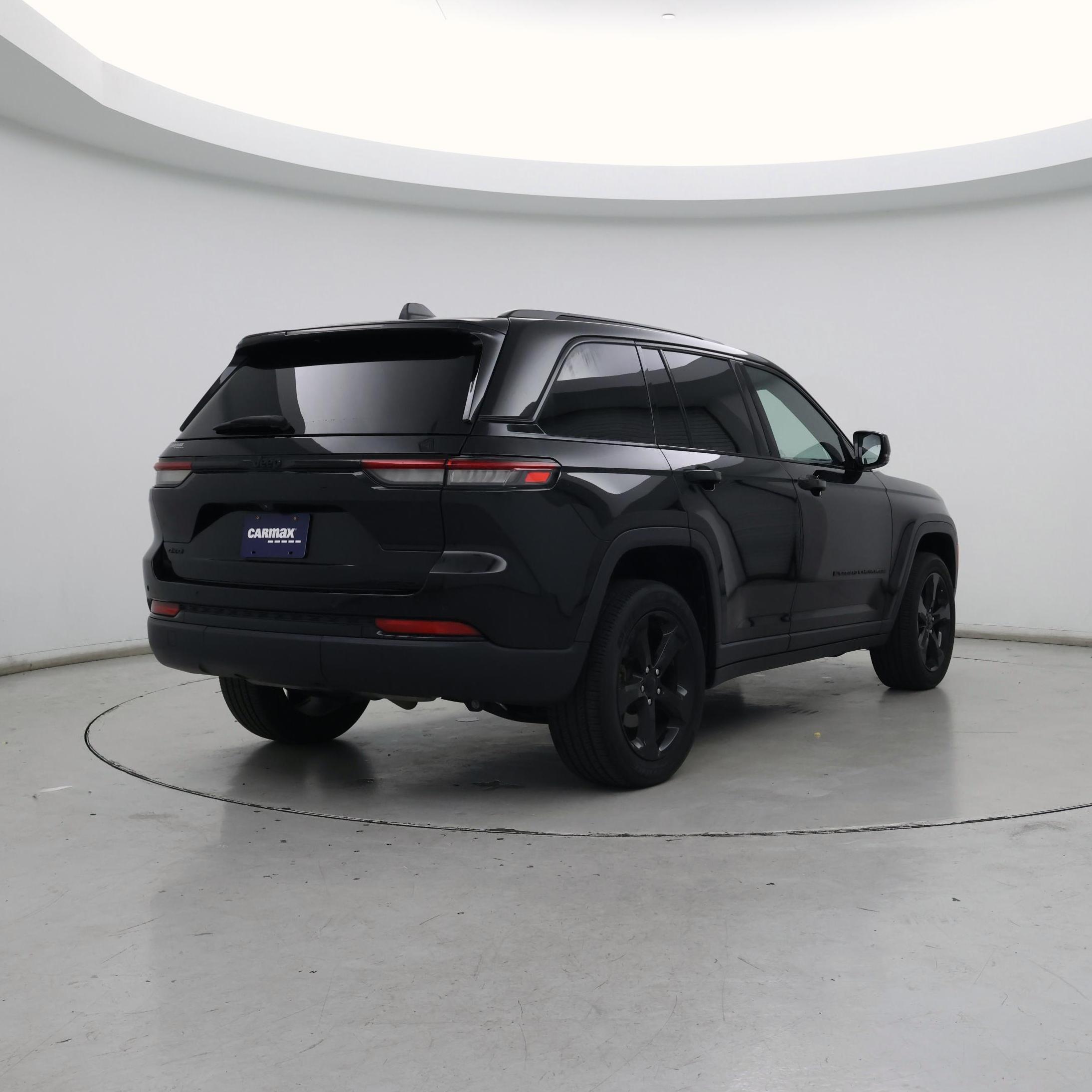 Thumbnail: 2022 Jeep Grand Cherokee - 8