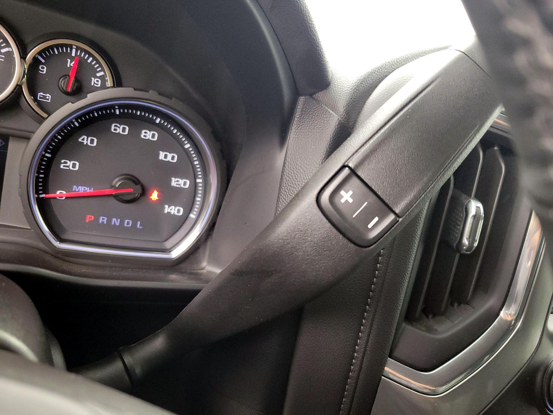 Thumbnail: 2019 Chevrolet Silverado 1500 - 17