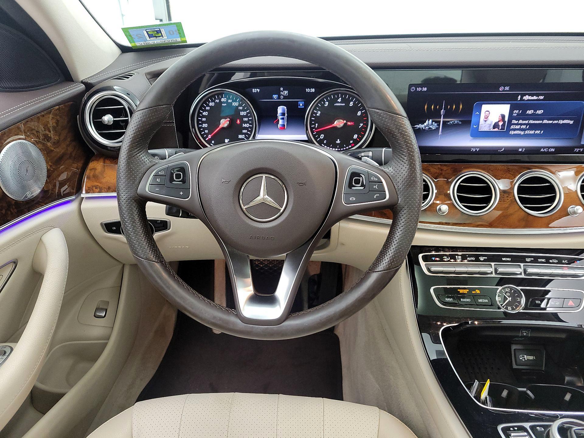 Thumbnail: 2018 Mercedes-Benz E-Class - 10