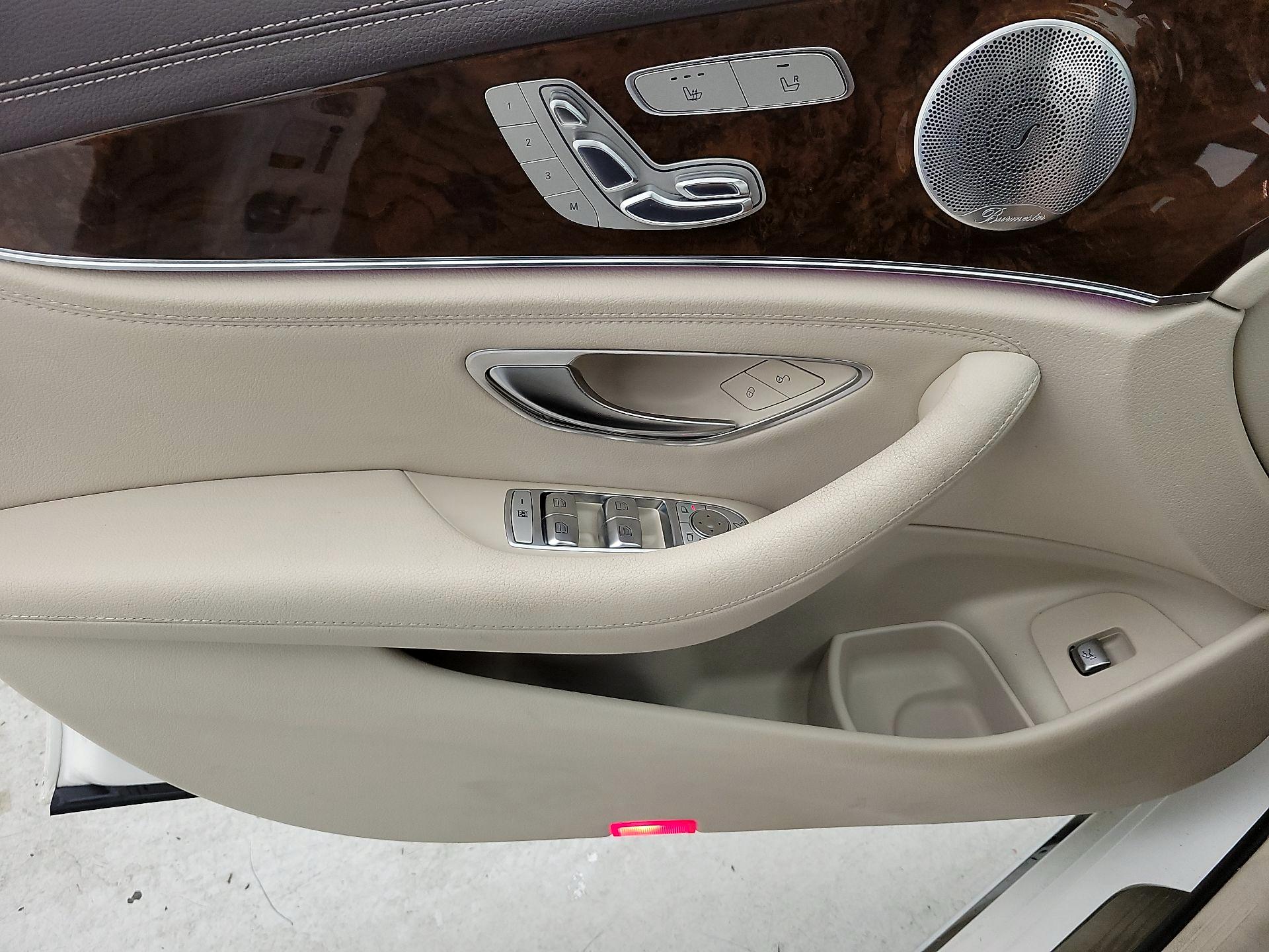 Thumbnail: 2018 Mercedes-Benz E-Class - 12