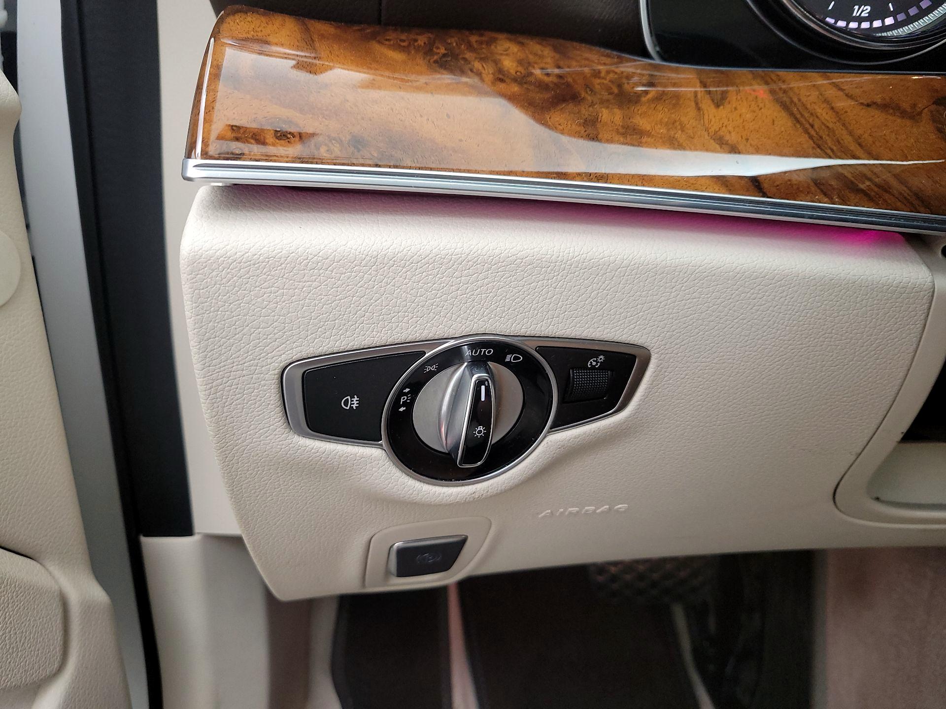 Thumbnail: 2018 Mercedes-Benz E-Class - 13