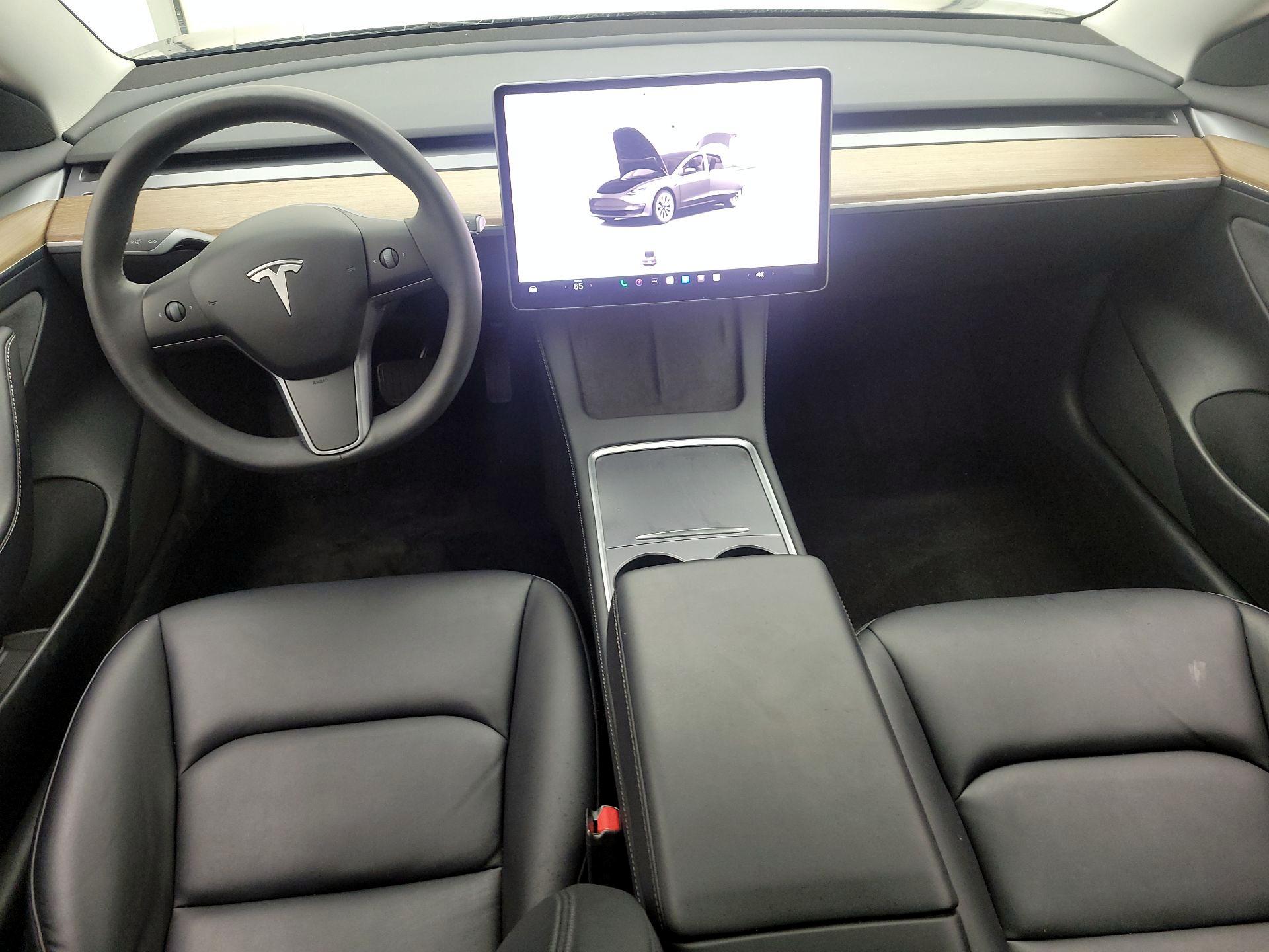 Thumbnail: 2023 Tesla Model 3 - 9