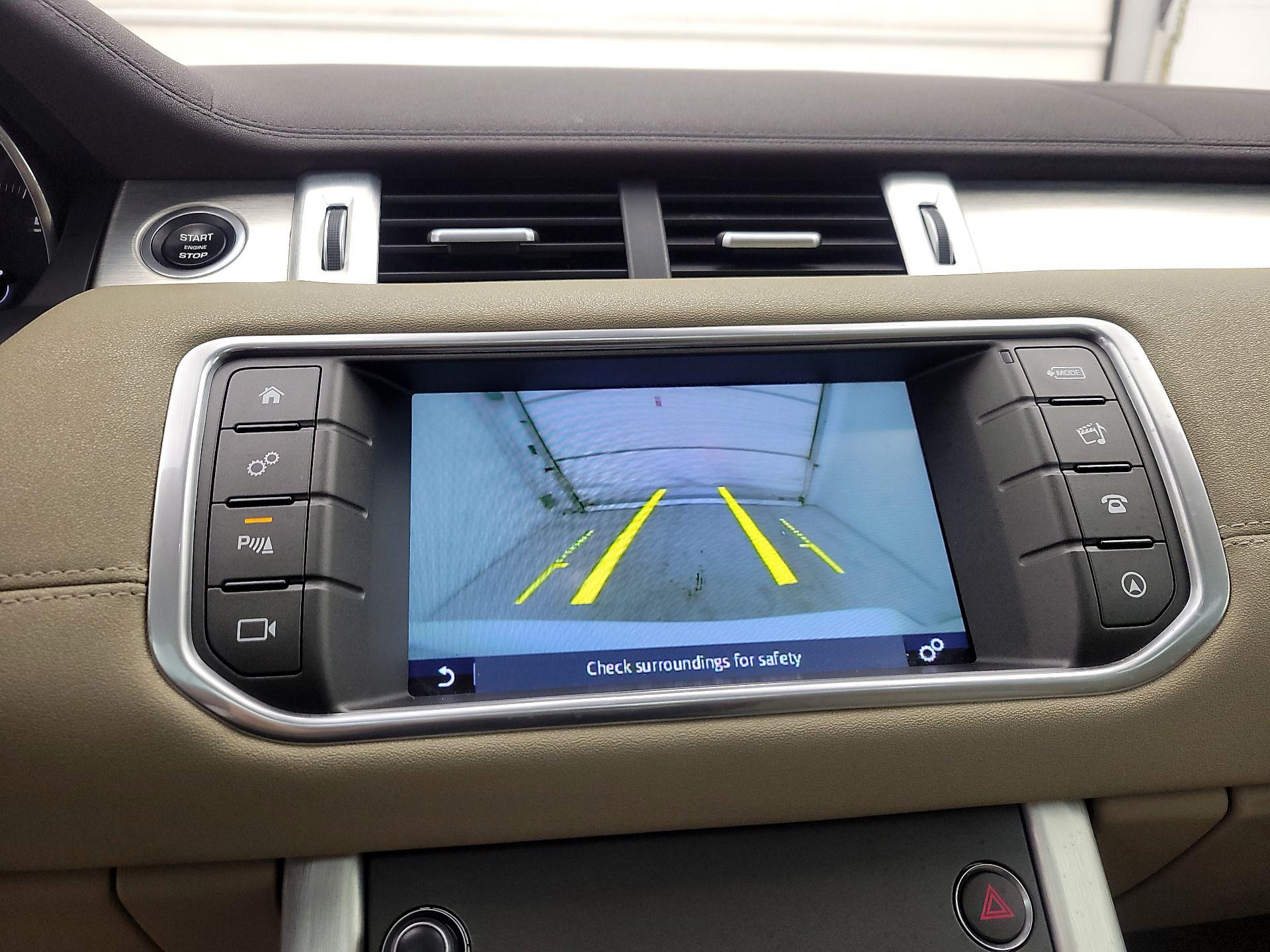 Thumbnail: 2017 Land Rover Range Rover Evoque - 14