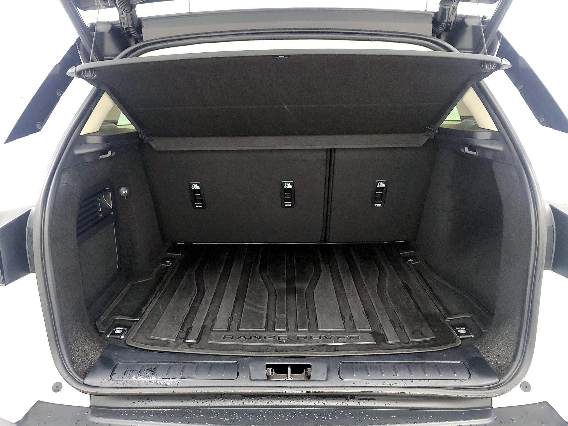 Thumbnail: 2017 Land Rover Range Rover Evoque - 20