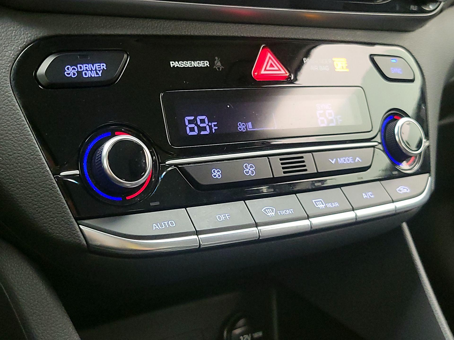 Thumbnail: 2018 Hyundai Ioniq - 16