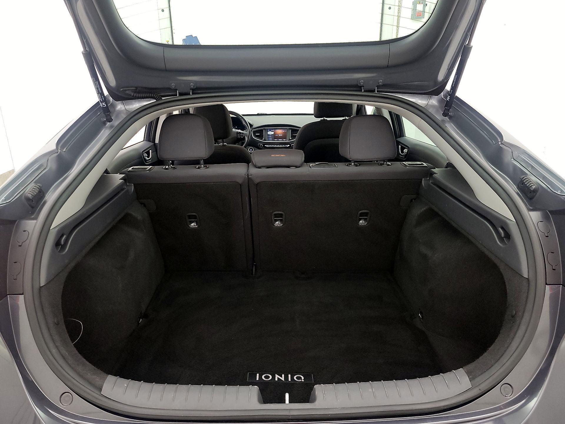 Thumbnail: 2018 Hyundai Ioniq - 20