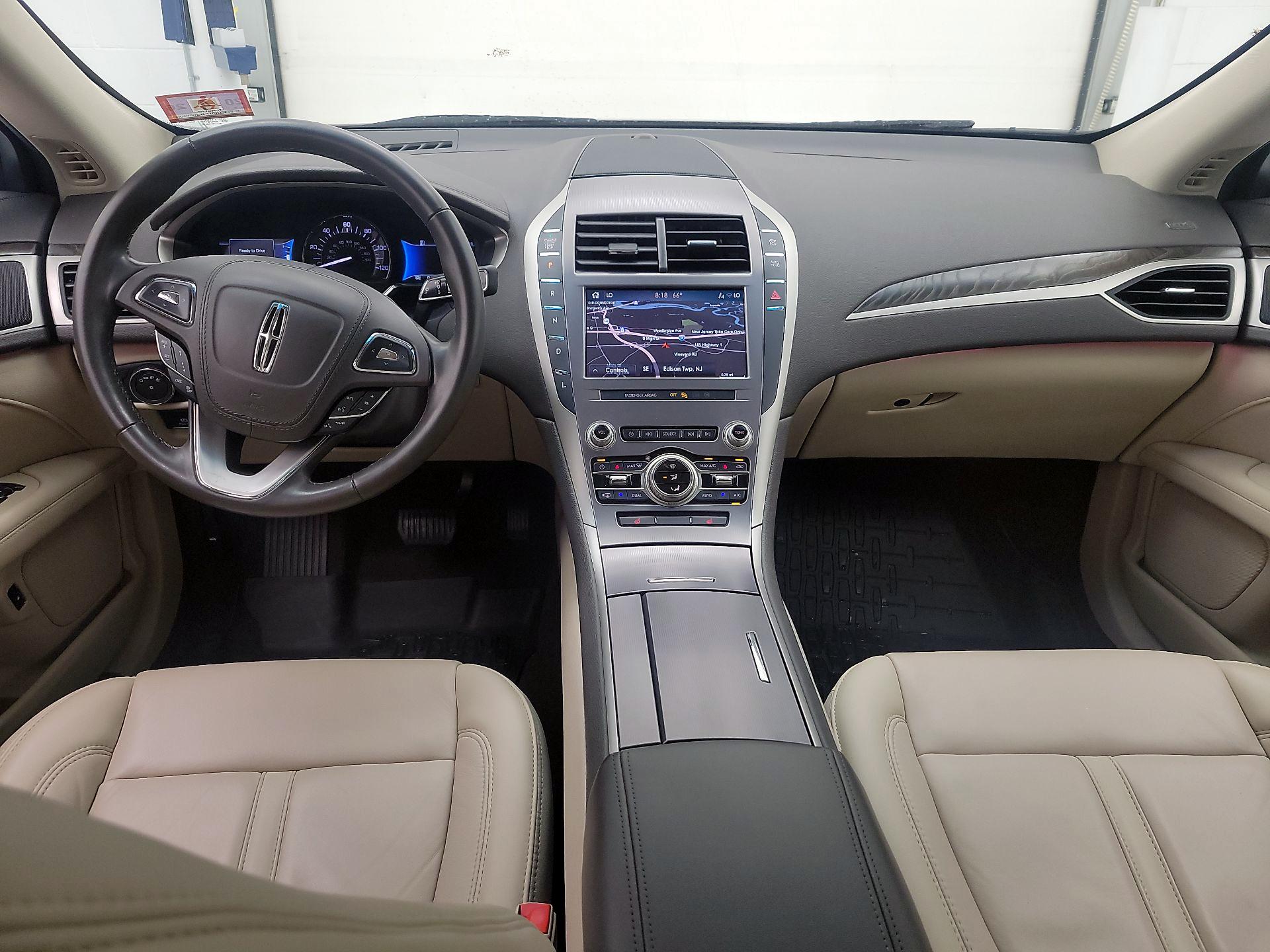 Thumbnail: 2019 Lincoln MKZ - 9