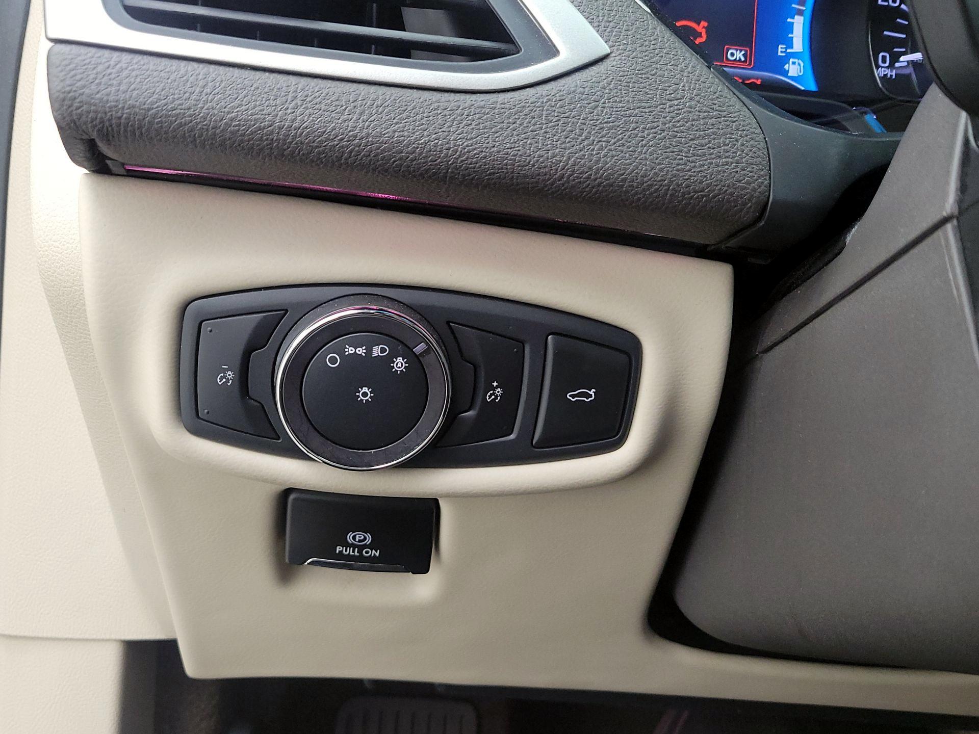 Thumbnail: 2019 Lincoln MKZ - 13