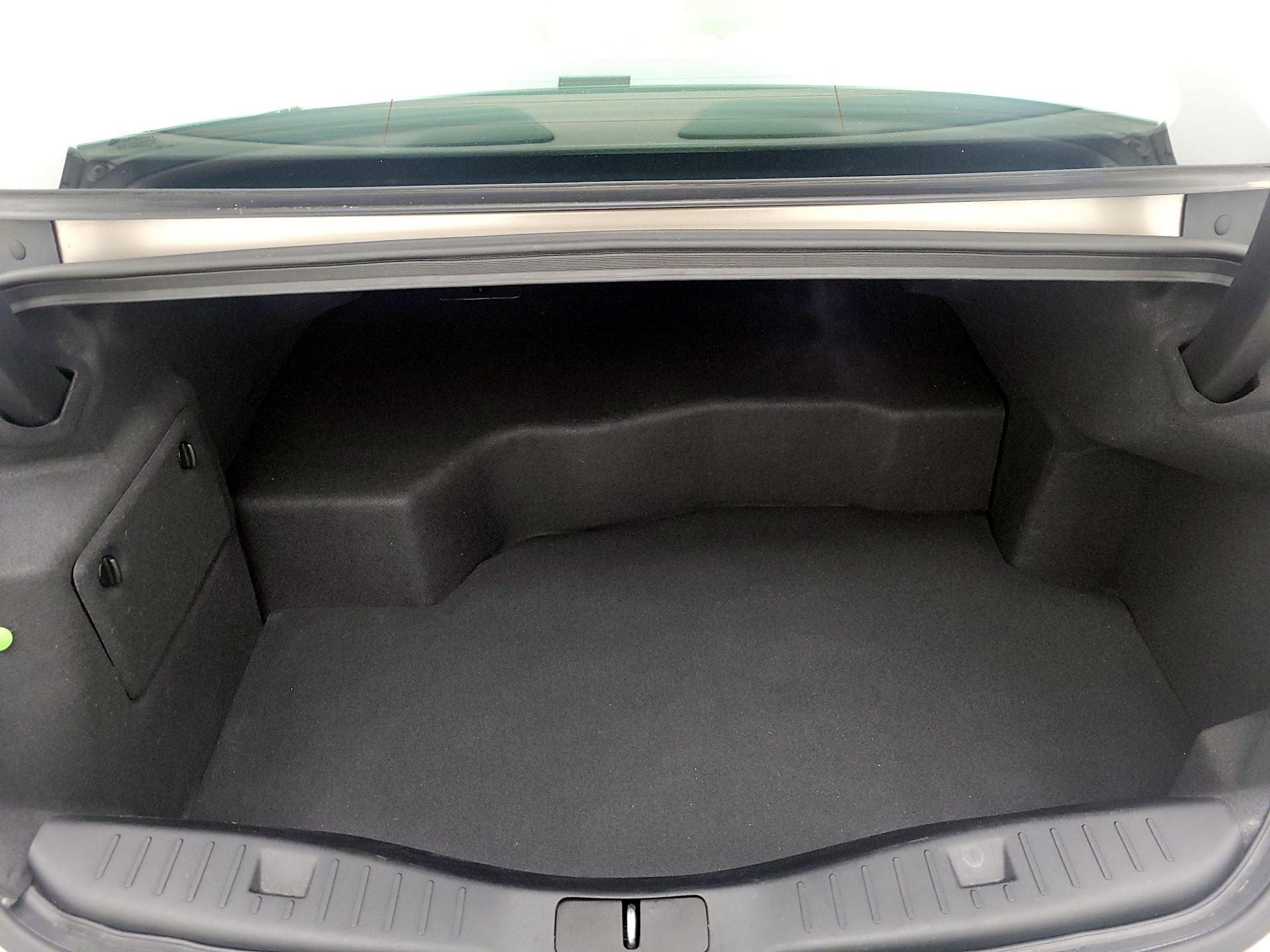 Thumbnail: 2019 Lincoln MKZ - 20