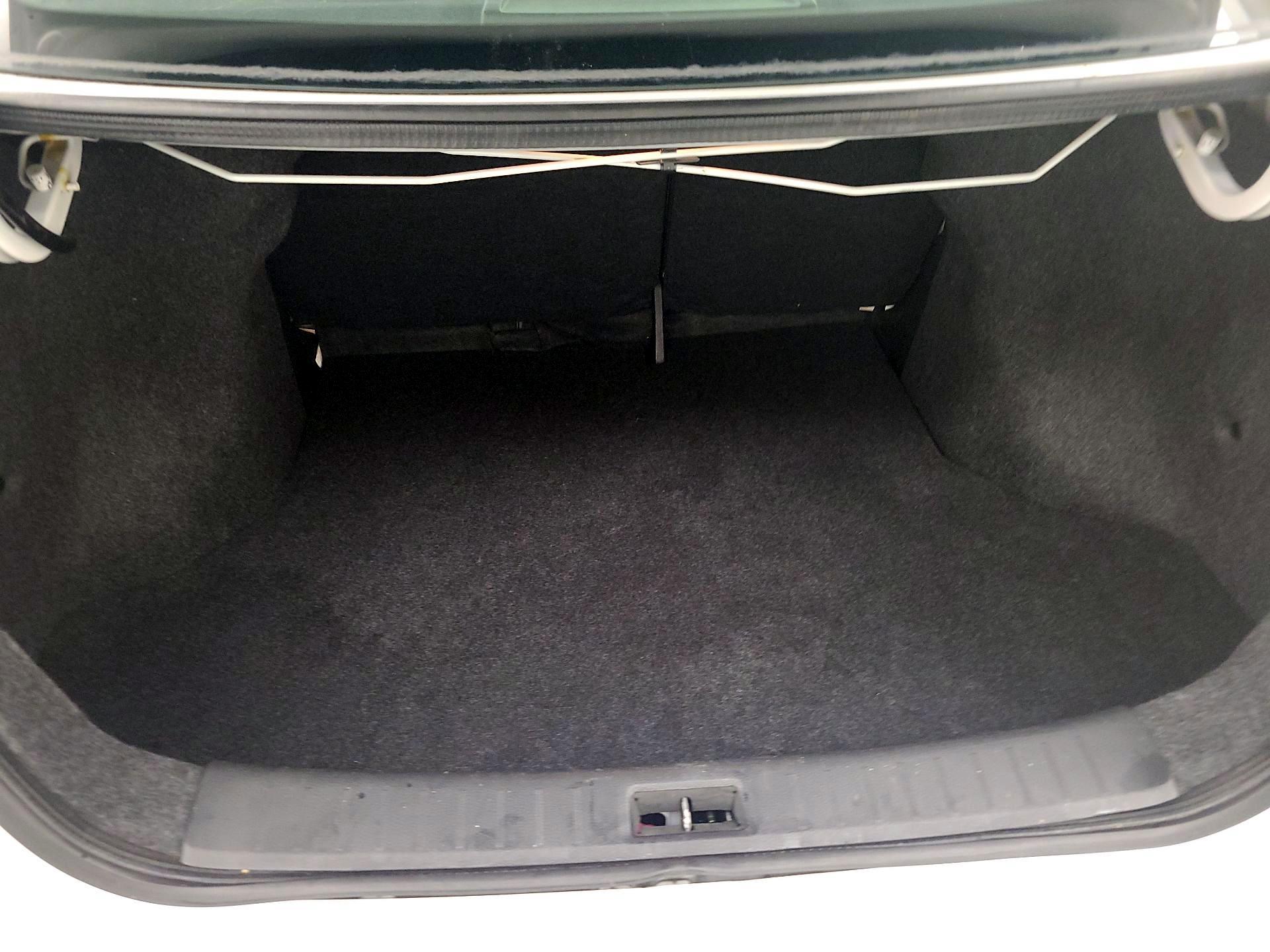 Thumbnail: 2016 Nissan Sentra - 19