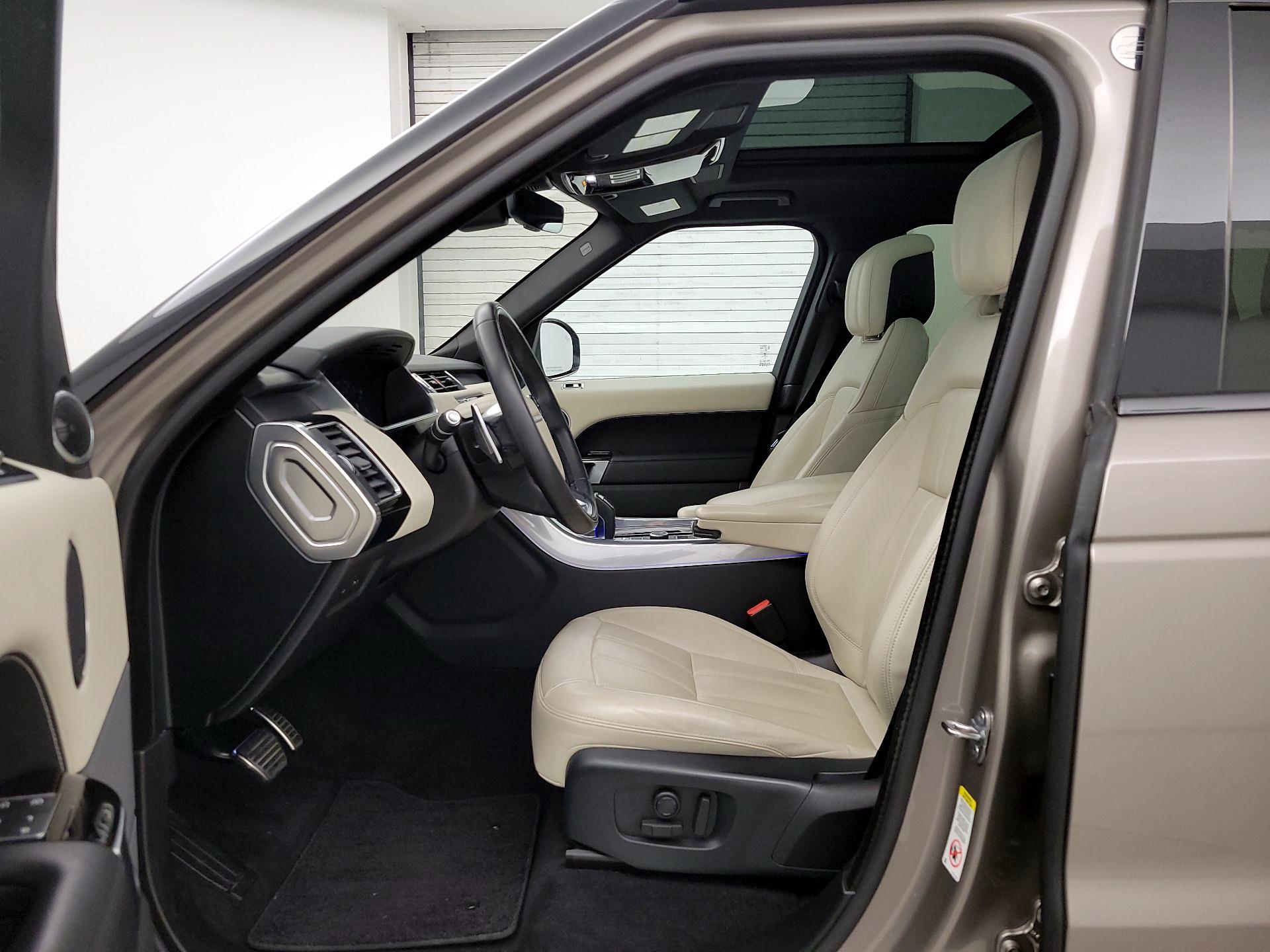 Thumbnail: 2021 Land Rover Range Rover Sport - 11