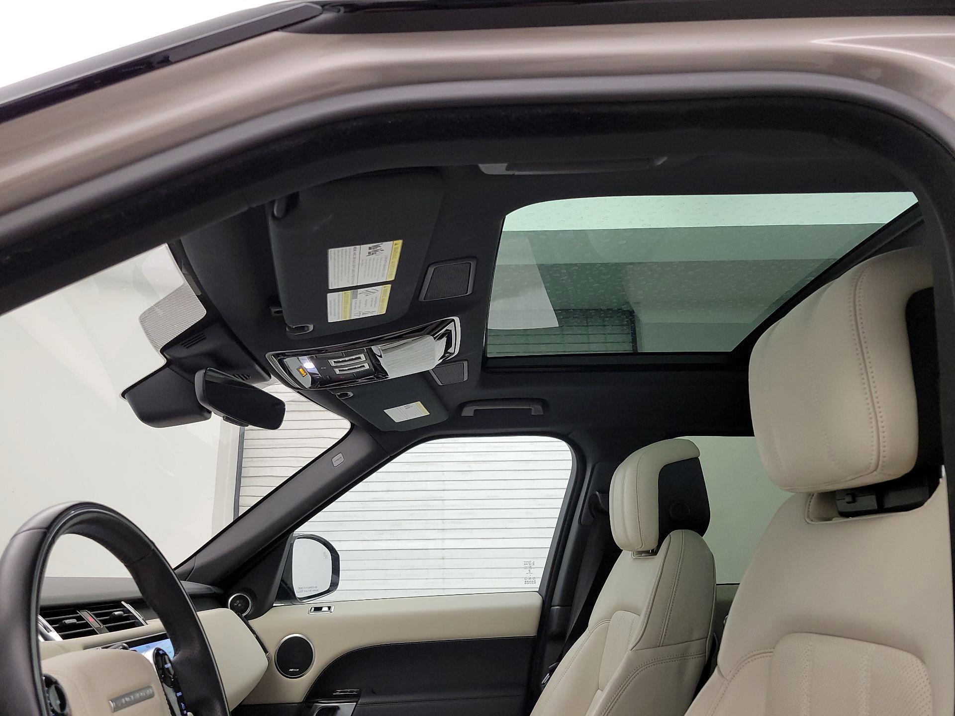 Thumbnail: 2021 Land Rover Range Rover Sport - 19