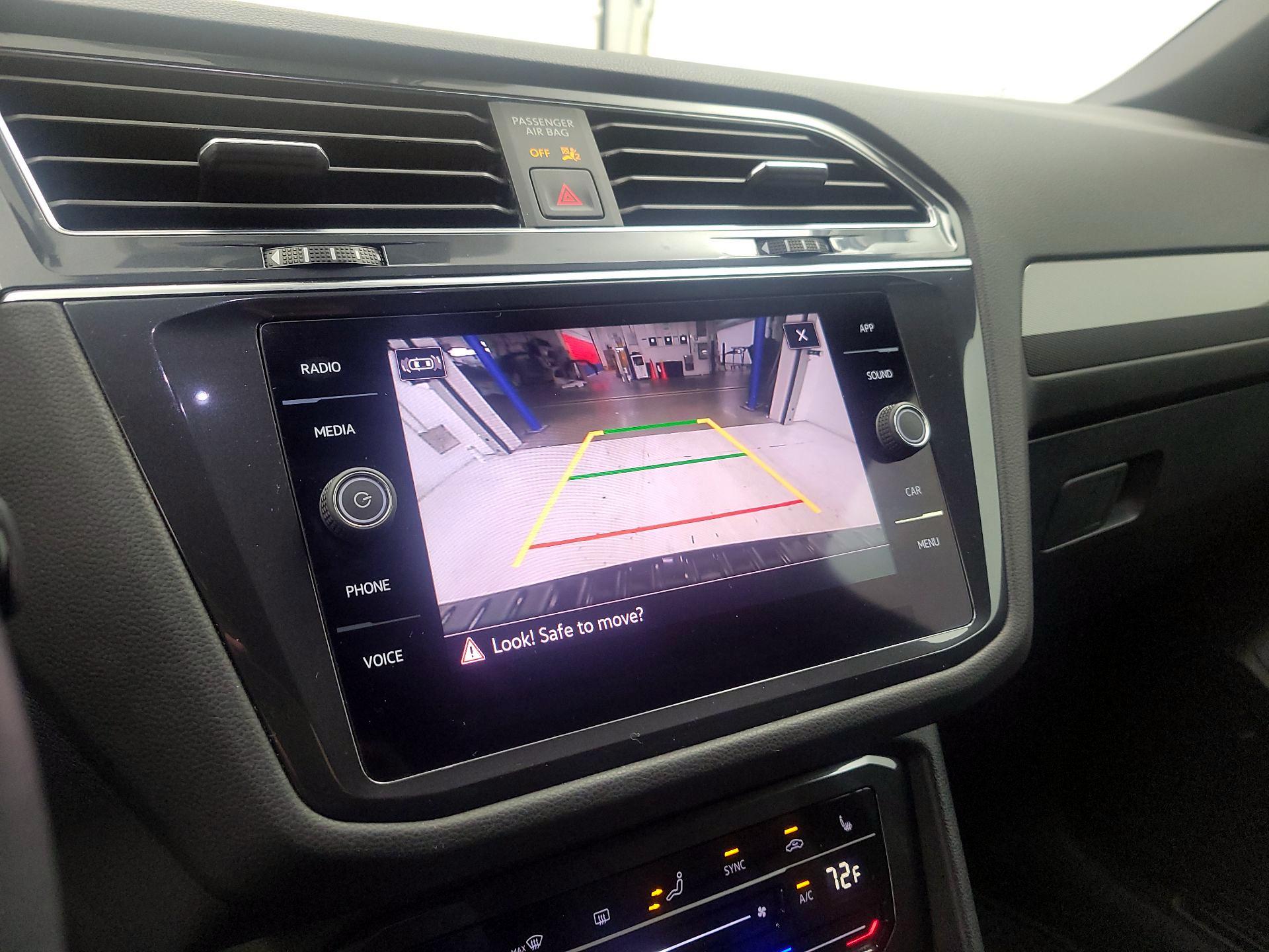 Thumbnail: 2023 Volkswagen Tiguan - 13