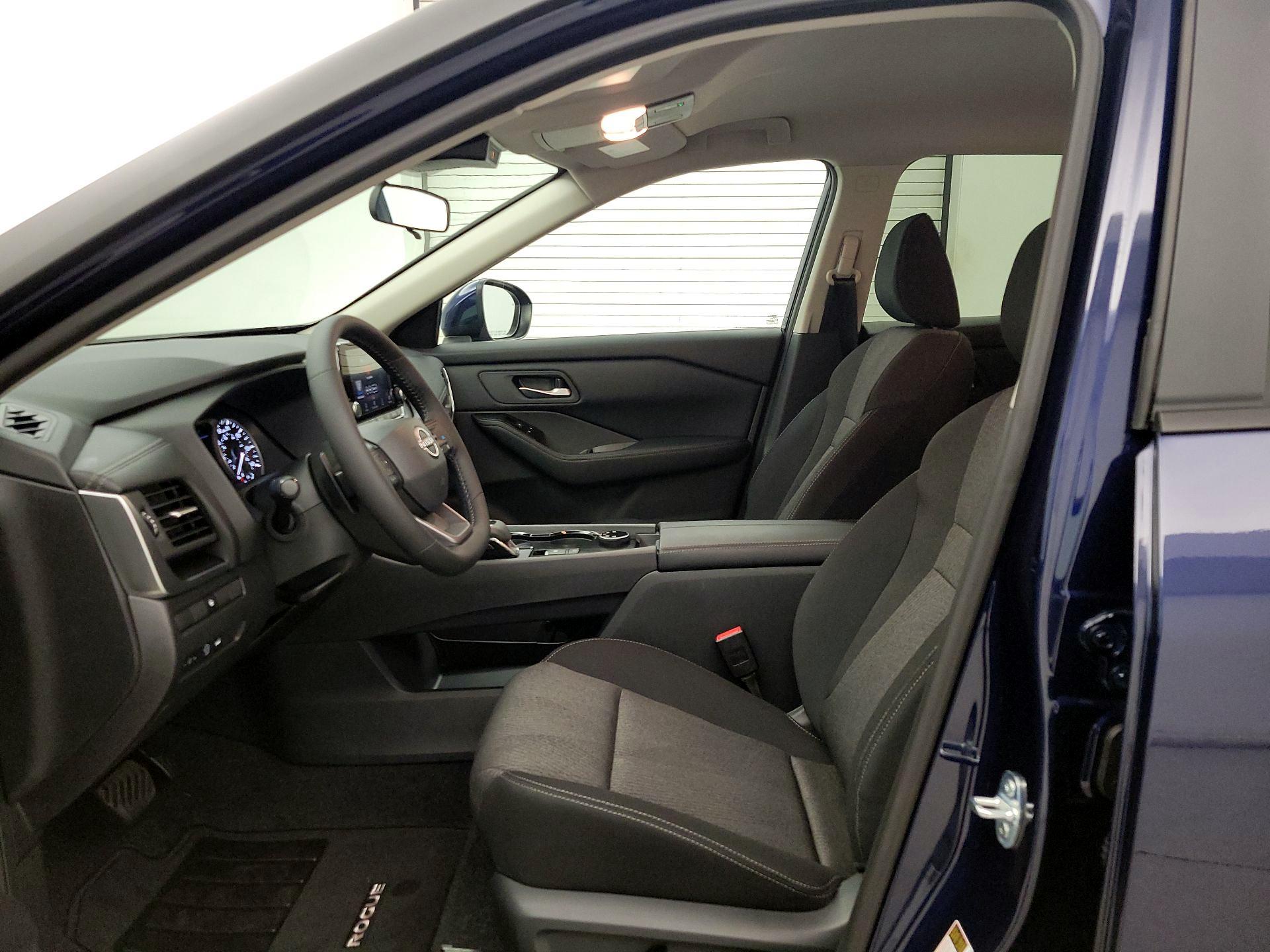 Thumbnail: 2026 Nissan Rogue - 11