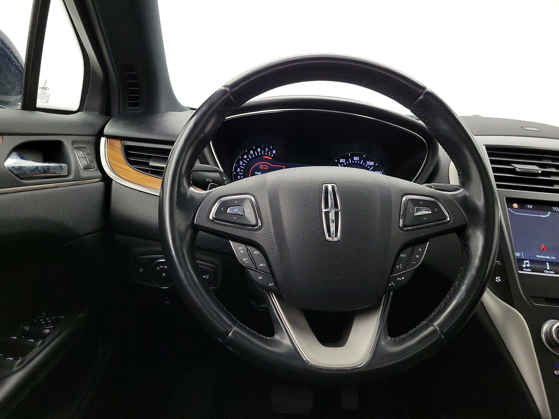 Thumbnail: 2019 Lincoln MKC - 10