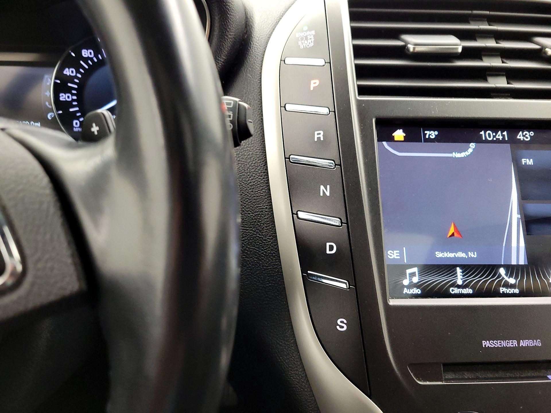 Thumbnail: 2019 Lincoln MKC - 18